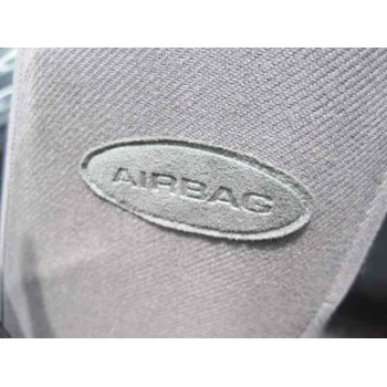 ford focus berlina (cak) del año 2002