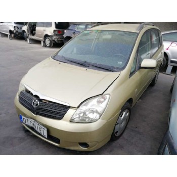 toyota corolla verso (e12) del año 2003