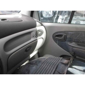 renault scenic (ja..) del año 2001