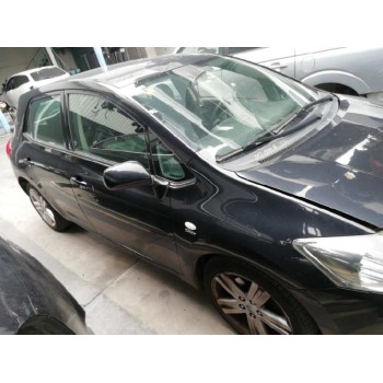 toyota auris del año 2007