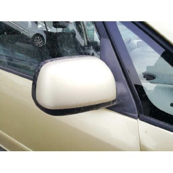 toyota corolla verso (e12) del año 2003