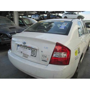 kia cerato del año 2005