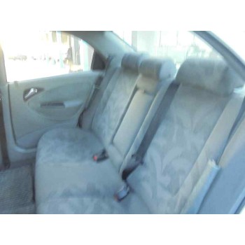 daewoo nubira berlina del año 2001