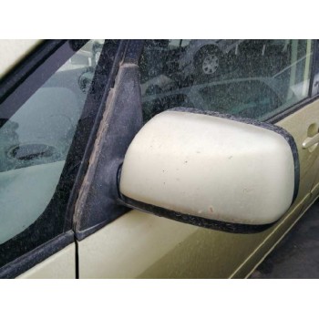 toyota corolla verso (e12) del año 2003