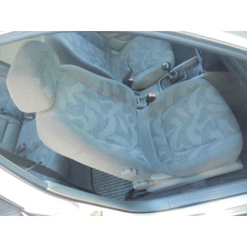 daewoo nubira berlina del año 2001