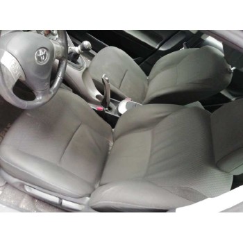 toyota auris del año 2007