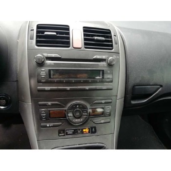 toyota auris del año 2007