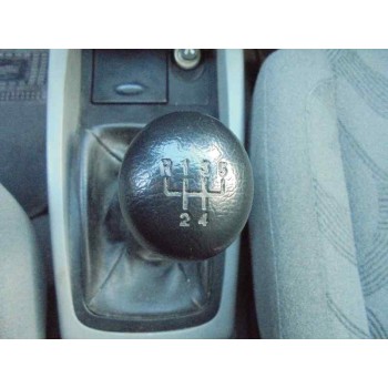 daewoo nubira berlina del año 2001