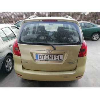 toyota corolla verso (e12) del año 2003