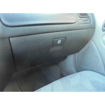 daewoo nubira berlina del año 2001