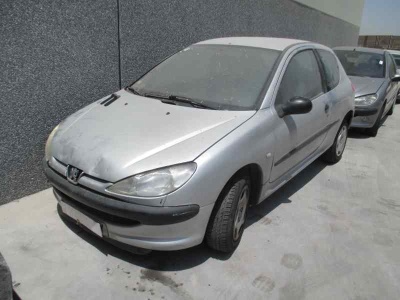 PEUGEOT 206 BERLINA
