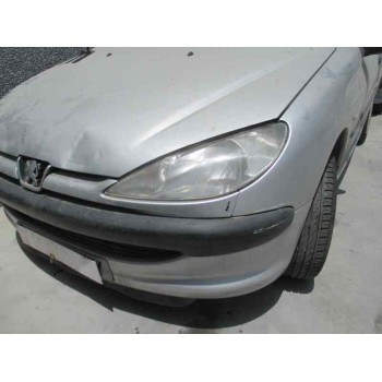 peugeot 206 berlina del año 2002
