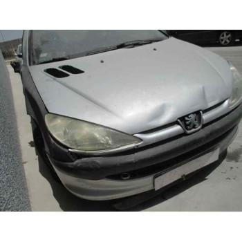 peugeot 206 berlina del año 2002