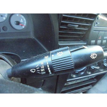 daewoo nubira berlina del año 2001