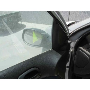 peugeot 206 berlina del año 2002