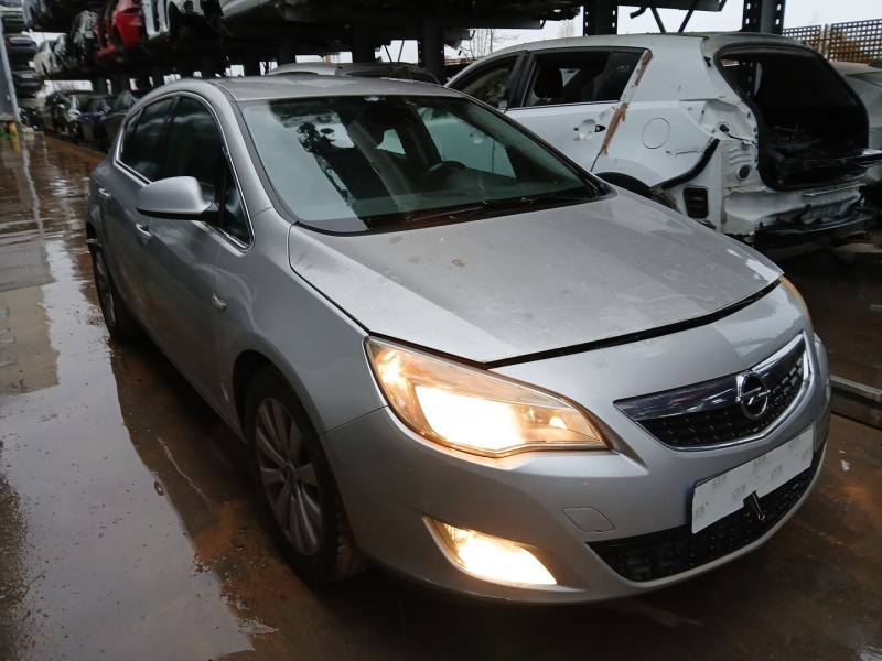 OPEL ASTRA J (P10)