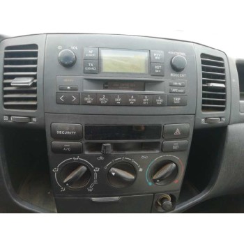 toyota corolla verso (e12) del año 2003