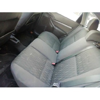 ford focus berlina (cak) del año 2004