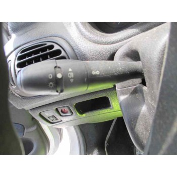 peugeot 206 berlina del año 2002