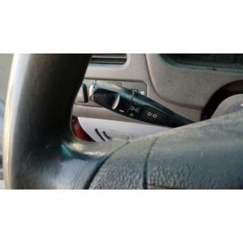 mitsubishi space star (dg0) del año 2001