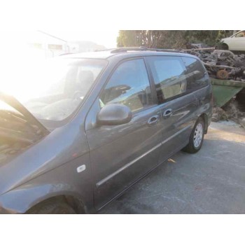 kia carnival ii del año 2002