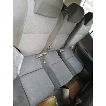 toyota corolla verso (e12) del año 2003