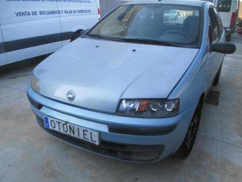 FIAT PUNTO BERLINA (188)