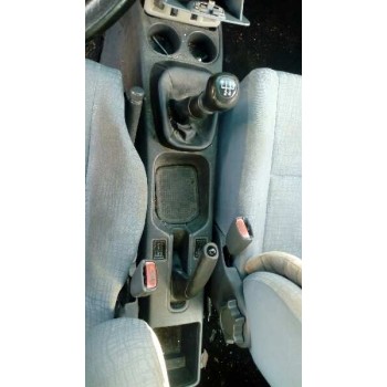 mitsubishi space star (dg0) del año 2001