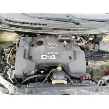 toyota corolla verso (e12) del año 2003