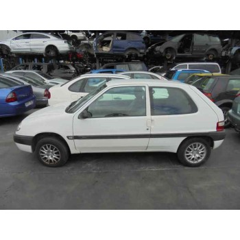 citroën saxo del año 2000