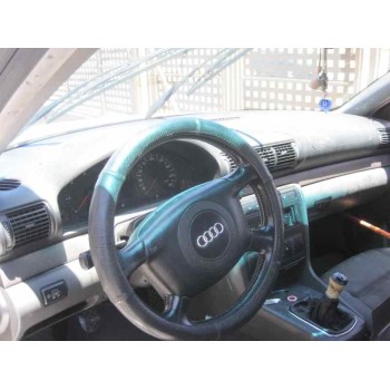 audi a4 berlina (b5) del año 2000