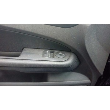 ford focus berlina (cap) del año 2005