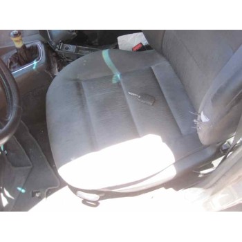 audi a4 berlina (b5) del año 2000