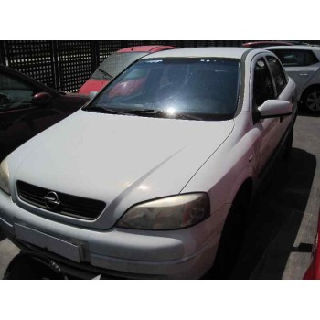 opel astra g berlina del año 2002