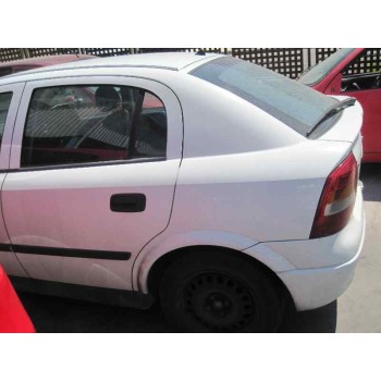 opel astra g berlina del año 2002