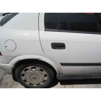 opel astra g berlina del año 2002