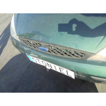 ford focus berlina (cak) del año 2004