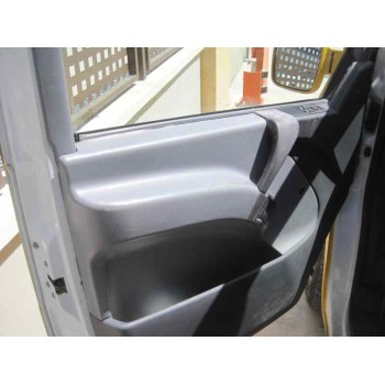 mercedes-benz vito (w638) combi del año 2001