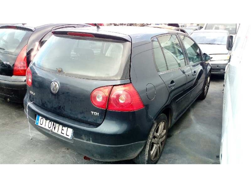 VOLKSWAGEN GOLF V BERLINA (1K1)