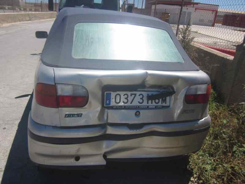 fiat punto cabrio (176) del año 2000