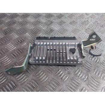 Recambio de centralita motor uce para toyota auris hybrid active referencia OEM IAM 896610ZM30  