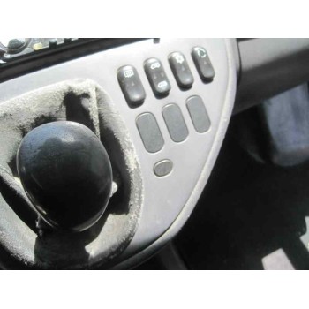 mercedes-benz vito (w638) combi del año 2001