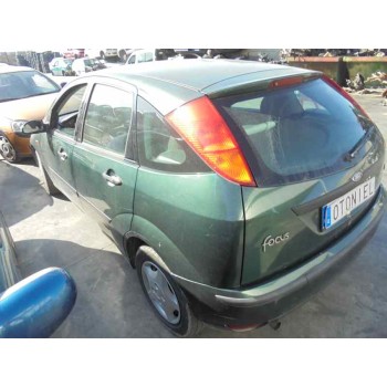 ford focus berlina (cak) del año 2004