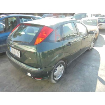 ford focus berlina (cak) del año 2004