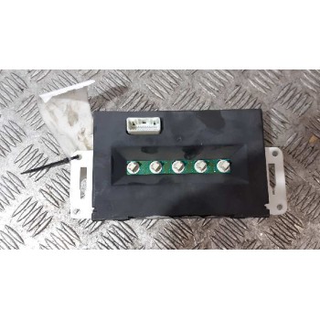 Recambio de display para nissan almera (n16/e) 1.5 16v cat referencia OEM IAM 21677652  