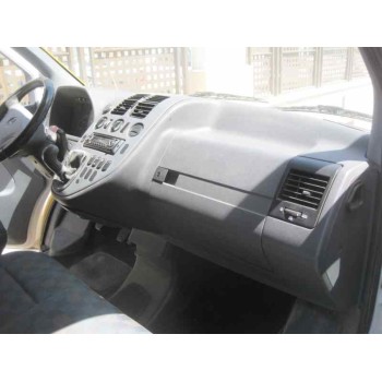 mercedes-benz vito (w638) combi del año 2001