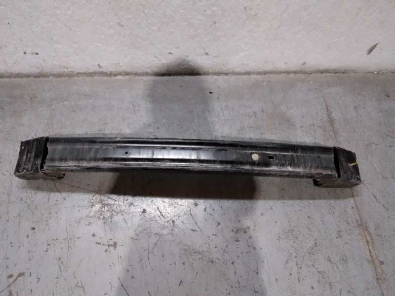 Recambio de refuerzo paragolpes delantero para chrysler voyager (rg) 2.8 crd cat referencia OEM IAM 04857882AA  