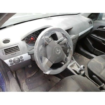 opel astra h berlina del año 2006