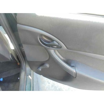 ford focus berlina (cak) del año 2004