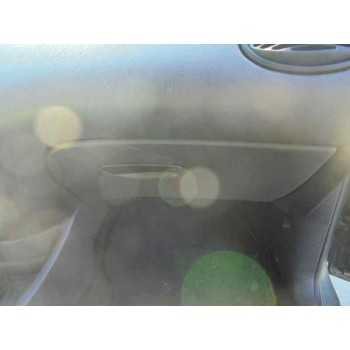 ford focus berlina (cak) del año 2004